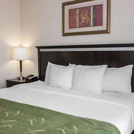 Comfort Suites Southport Buitenkant foto