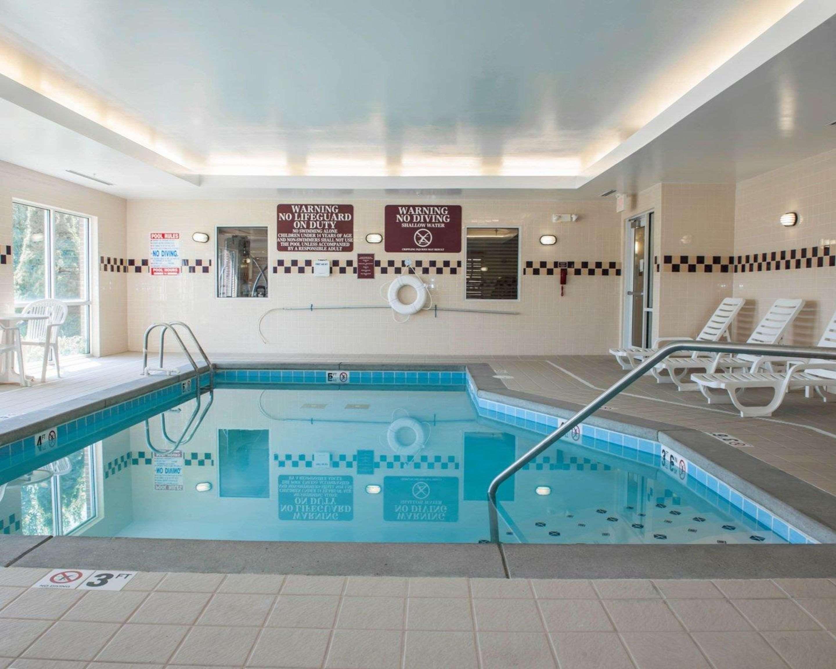 Comfort Suites Southport Buitenkant foto